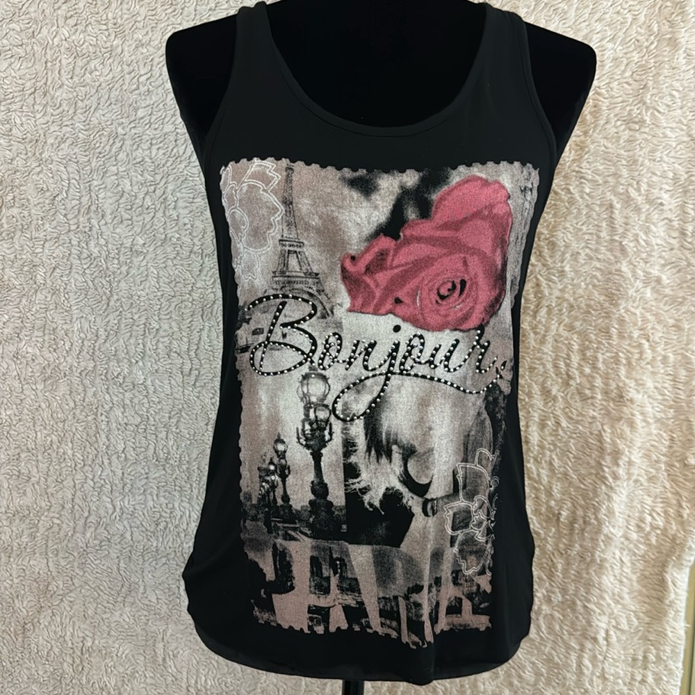 ☺️ Occasion-Racer back Tank Top. Black, pink rose design, Bonjour Paris.size 4.